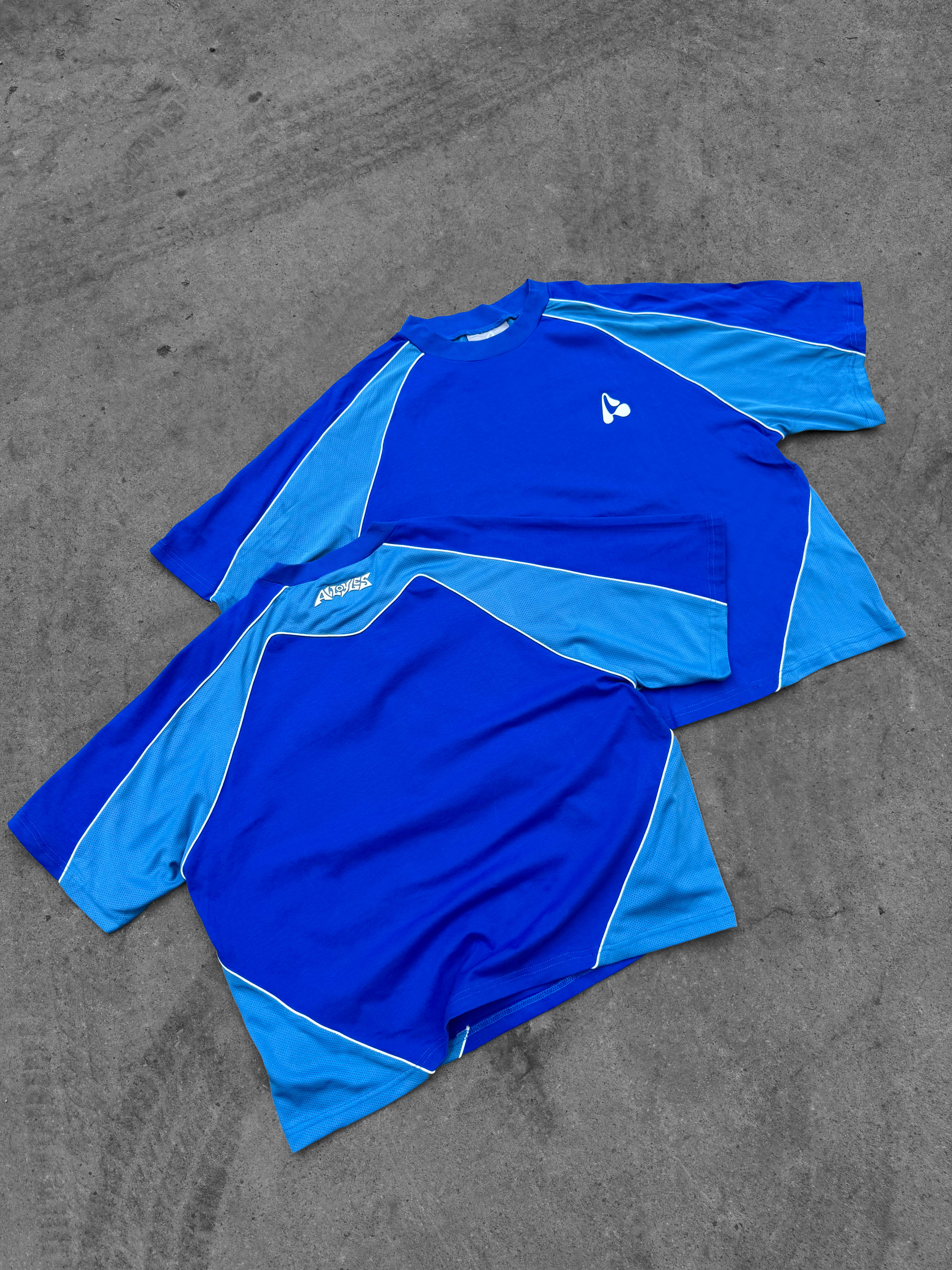 Split Blue T-Shirt – Alloyles